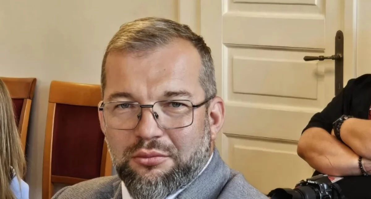 Nasze sprawy, Grzegorz dementuje doniesienia odejściu deklaruje dalszą pracę - zdjęcie, fotografia
