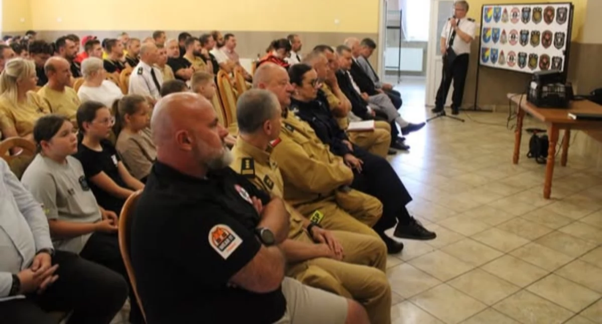 Z remizy, Służby powiatu żywieckiego trenują współpracę ramach ćwiczeń - zdjęcie, fotografia