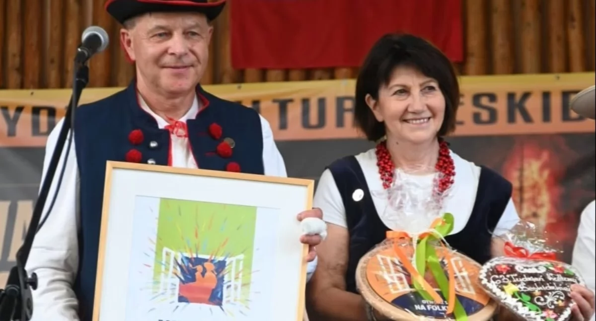Nasze sprawy, Cztery dekady wspierania kultury lokalnej tożsamości docenione - zdjęcie, fotografia