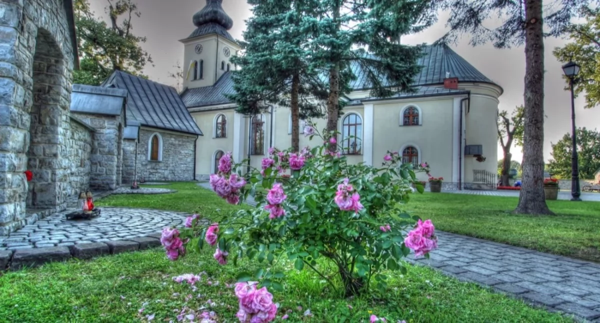 Nasze sprawy, Dzwony bazyliki Hałcnowie milkną presją głosu mieszkańców - zdjęcie, fotografia
