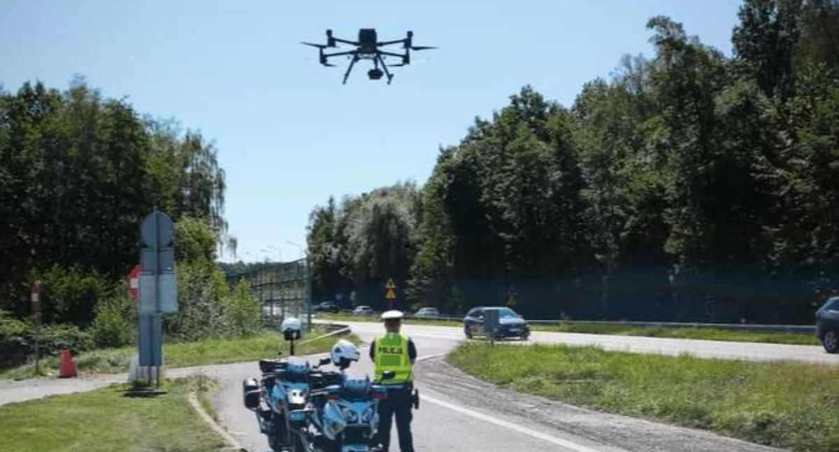 Komunikaty policji ostrzeżenia, Policyjny przejściami Bielsku Białej wykroczeń - zdjęcie, fotografia