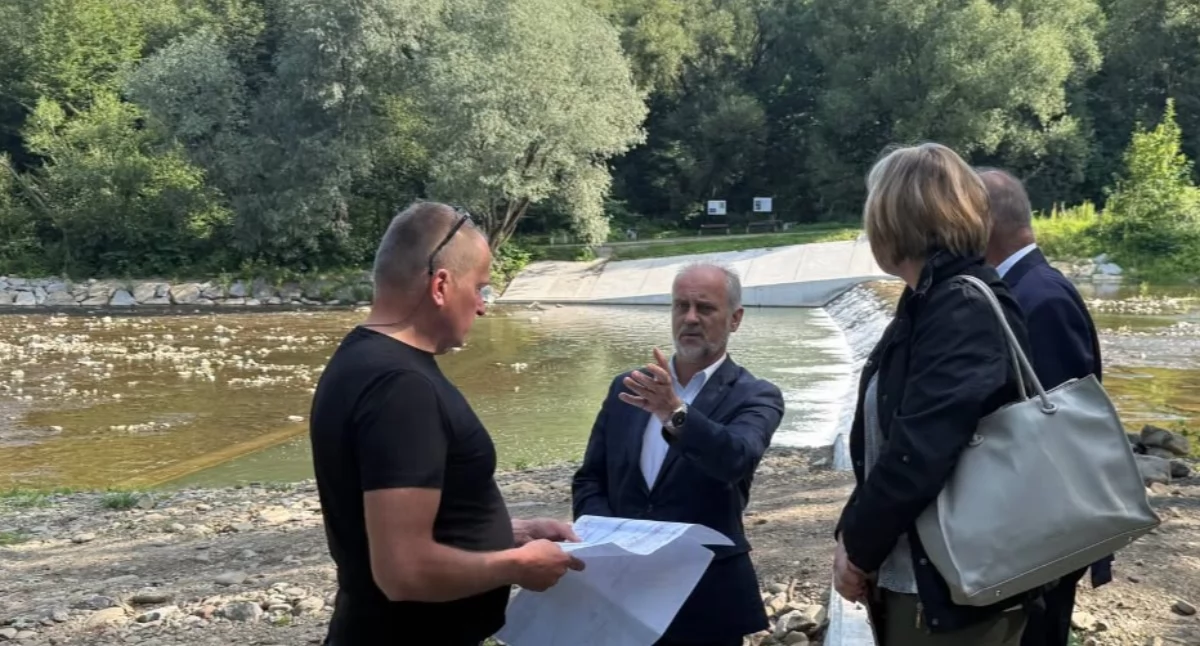 Inwestycje, Żywiec planuje kładkę pieszo rowerową łączącą węzeł przesiadkowy koleją - zdjęcie, fotografia