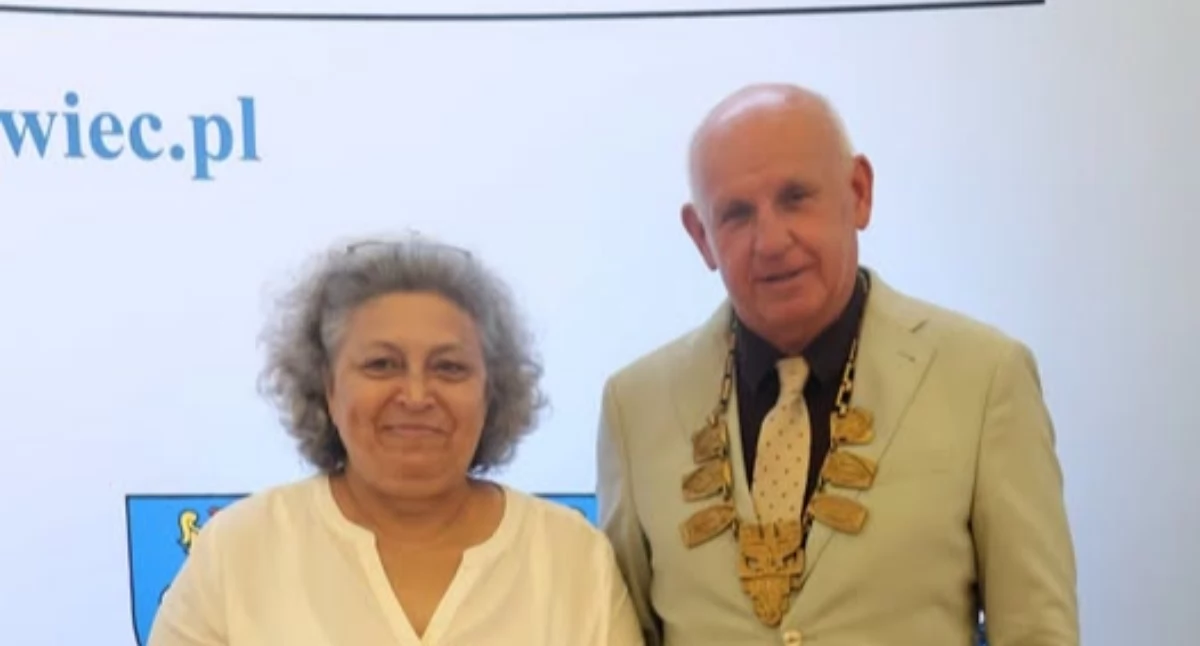 Radni samorządowi, radna Żywcu Dorota Ormaniec łącząc doświadczenie pasją lokalnej społeczności - zdjęcie, fotografia
