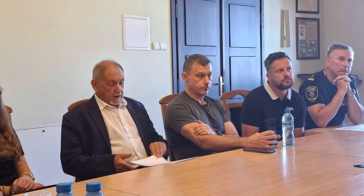 Nasze sprawy, Najemcy Galerii Lider apelują dwugodzinne darmowe parkowanie Żywcu - zdjęcie, fotografia