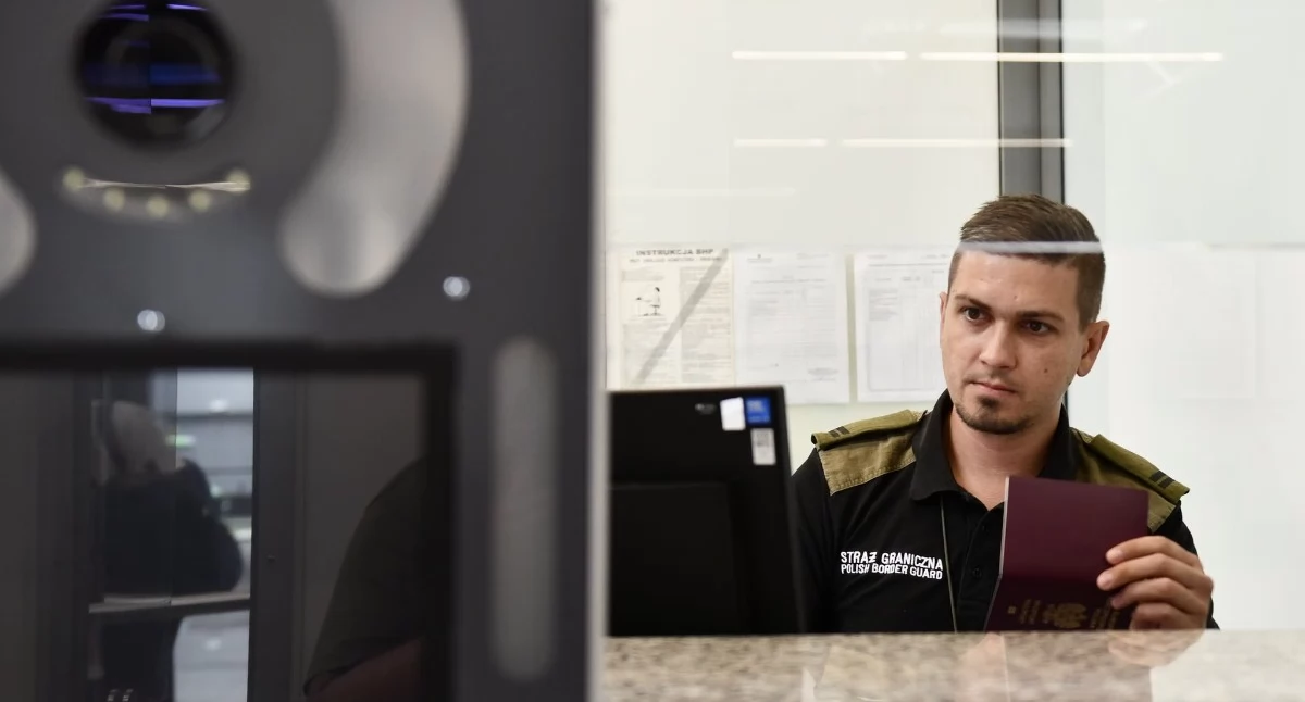 Nasze sprawy, Straż Graniczna kontroluje legalność pracy cudzoziemców firmie Częstochowy - zdjęcie, fotografia