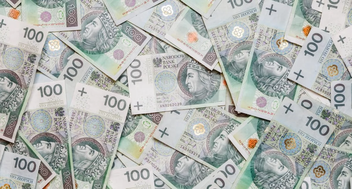 Finanse i Budżet, Wynagrodzenie dyrektor Powiatowego Zarządu Dróg Żywcu wzrosło czerwcu - zdjęcie, fotografia