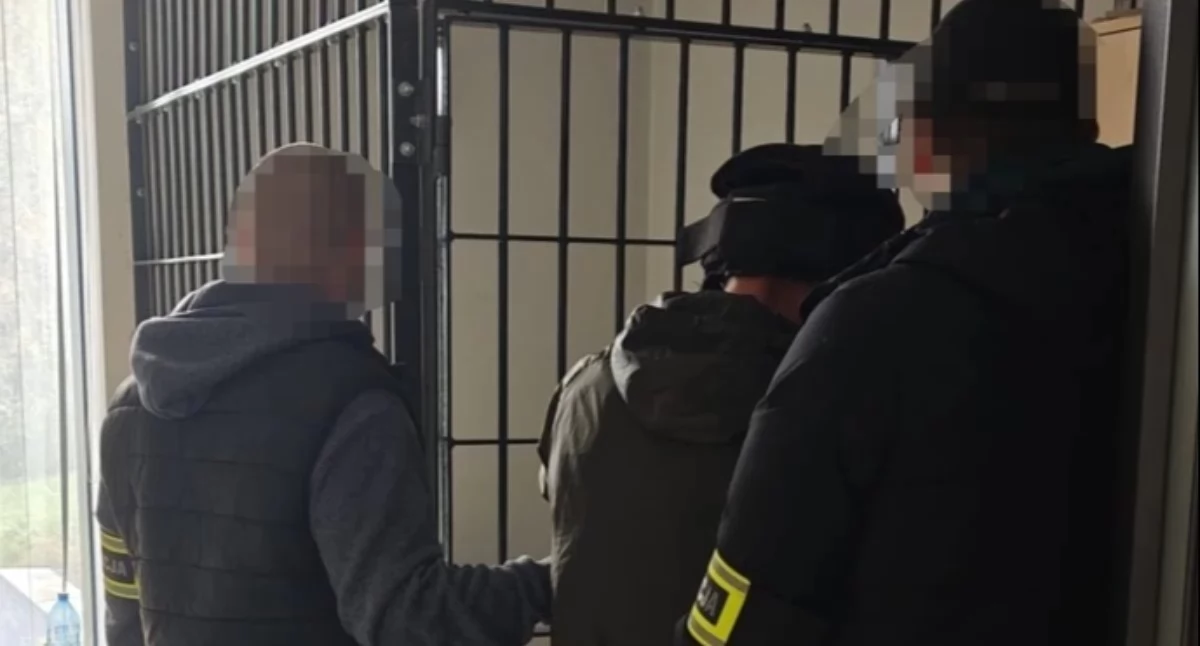 Nasze sprawy, Bielska policja zatrzymała osób podczas wielkiej akcji poszukiwawczej - zdjęcie, fotografia