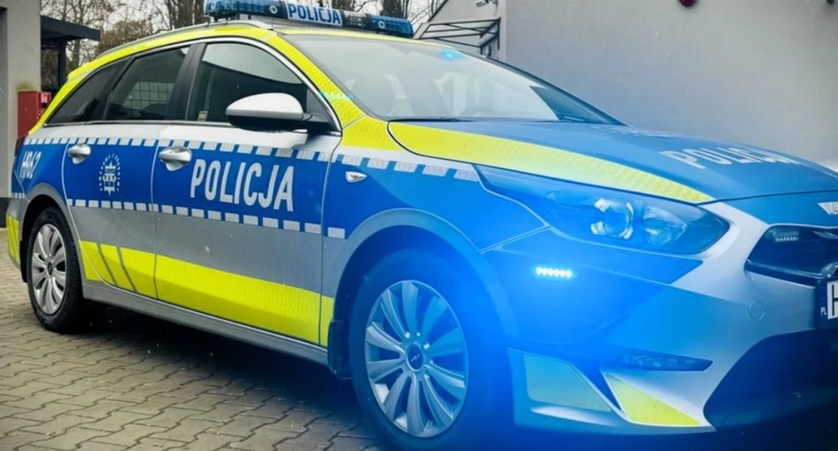 Komunikaty policji ostrzeżenia, Pięć interwencji drogach Żywiecczyzny ujawnia problem jazdy wpływem alkoholu - zdjęcie, fotografia