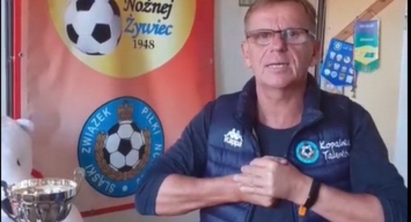 Dariusz Mrowca miał rękę do losowania!/Fot. Screenshot Podokręg Żywiec Śląskiego ZPN