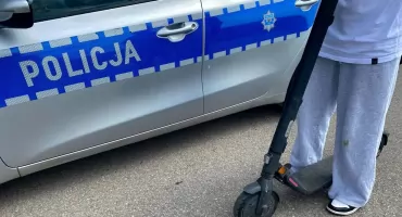 Nietrzeźwa jazda hulajnogą zakończona poważnym urazem – interweniowała policja