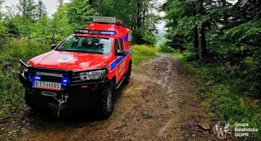 Dramatyczna akcja ratunkowa w czeskich Beskidach – technologia i współpraca uratowały życie rowerzyście