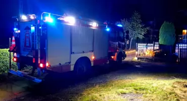 Pożar przyłącza energetycznego w Łodygowicach – szybka akcja strażaków