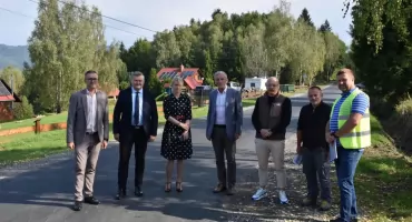 Nowa nawierzchnia na drodze powiatowej w Ślemieniu