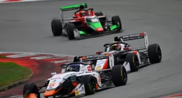 Tymek Kucharczyk coraz bliżej mistrzostwa Euroformula Open 2025
