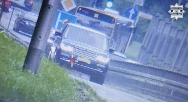 Rażące przekroczenie prędkości – kierowca Range Rovera stracił prawo jazdy