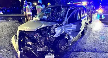Jesień na drogach – piękna, ale niebezpieczna. Policja apeluje o ostrożność