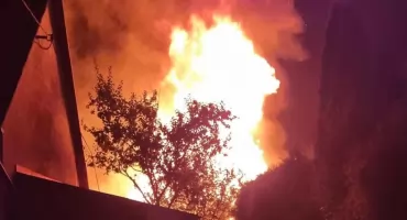 Pożar stolarni w Sopotni Wielkiej – szybka akcja strażaków zapobiegła tragedii