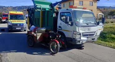 Jeleśnia: 73-latek doprowadził do zderzenia, nie ustępując pierwszeństwa przejazdu