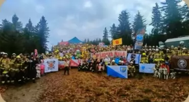 Strażacy z OSP Oczków i OSP Pietrzykowice zdobyli Klimczok dla Kazika!