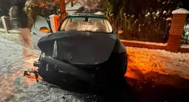 Kolizja w Ujsołach. Szybka akcja strażaków i policji na Beskidzkiej