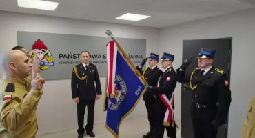 Uroczyste ślubowanie nowych strażaków w Komendzie Powiatowej PSP w Żywcu