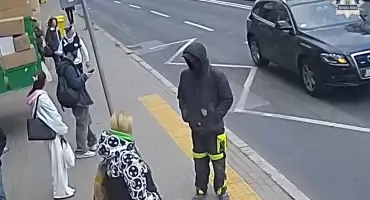 Znieważenie na tle rasowym. Sprawca zatrzymany przez policję