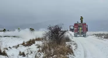Pożar balota słomy w Pietrzykowicach – szybka interwencja OSP