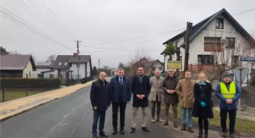 Zakończono budowę chodnika przy drodze powiatowej nr 1434S w Żabnicy