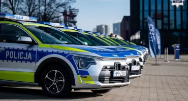 Nowe radiowozy dla garnizonu bielskiego.