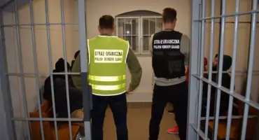 Nielegalna praca i pobyt – cudzoziemcy zobowiązani do opuszczenia Polski