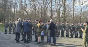 Uroczyste wręczenie certyfikatów dla kadetów OPW i BOW