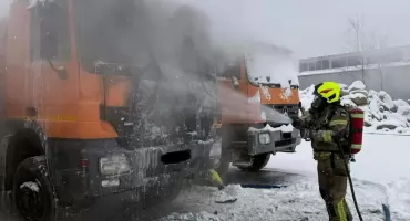 Pożar samochodu ciężarowego – szybka akcja służb