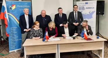 Umowa podpisana. Rusza największa inwestycja drogowa w historii gminy Węgierska Górka