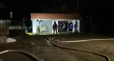 Pożar samochodu w Lipowej – szybka akcja strażaków