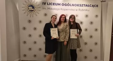 Wielki sukces uczennic w ogólnopolskim konkursie biotechnologicznym