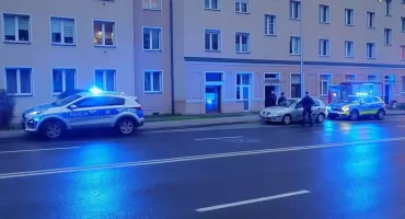 Policja zatrzymała kierowcę z zakazem prowadzenia i poszukiwanego pasażera w Bielsku-Białej