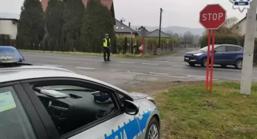 Akcja policji w Żywcu poprawia bezpieczeństwo poprzez kaskadowy pomiar prędkości