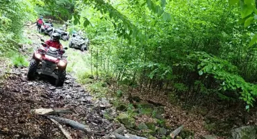 Ćwiczenia quadowe w Beskidach sprawdzają gotowość służb górskich na wyzwania