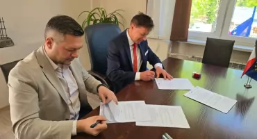Gmina Ujsoły inwestuje w nowoczesne instalacje fotowoltaiczne dla budynków publicznych