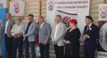 W dniu dzisiejszym w Żywcu rozpoczął się XVI Turniej Piłki Siatkowej Pracowników Oświaty