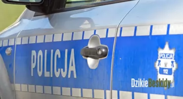 Wypadek rowerzysty z samochodem w Bielsku Białej na ścieżce rowerowej
