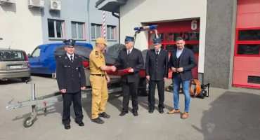Nowy sprzęt i pojazdy dla ochotniczych straży pożarnych w powiecie żywieckim
