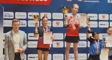 Hanna Kufel zdobywa srebrny medal na Mistrzostwach Polski Żaków w tenisie stołowym