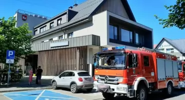 Alarm bombowy w Urzędzie Gminy Węgierska Górka Służby działają natychmiast