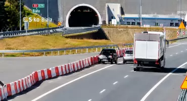 Groźny manewr 71-latka na drodze S1 w Węgierskiej Górce