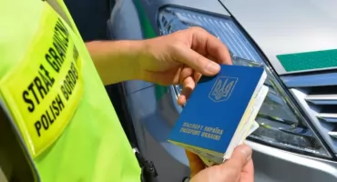 Nielegalne przebywanie kończy się deportacją dwójki cudzoziemców z Polski