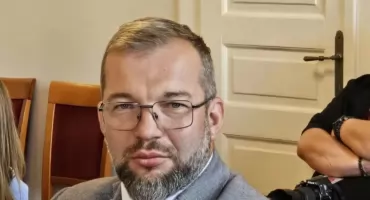 Grzegorz Puda dementuje doniesienia o odejściu z PiS i deklaruje dalszą pracę
