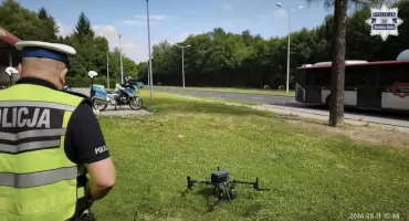 Bezpieczeństwo pieszych w Bielsku Białej pod kontrolą policyjnego drona