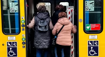 Mniej pociągów na granicy Polska Słowacja nowe połączenia Kolei Śląskich