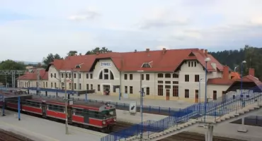 Dworzec w Zabłociu świadkiem zmian gospodarczych i społecznych Żywca